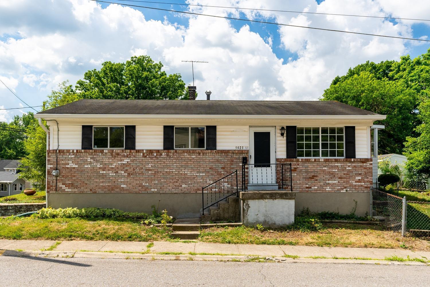 5923 Murray Road Fairfax, OH 45227 - Photo 1 of 21