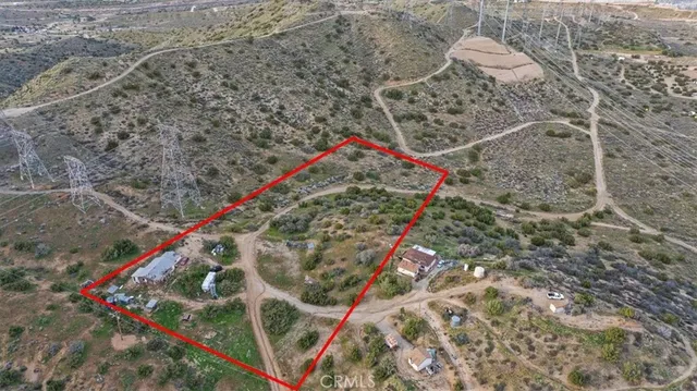 $275,000 | 32301 Angeles Forest Highway, Palmdale, CA 93550