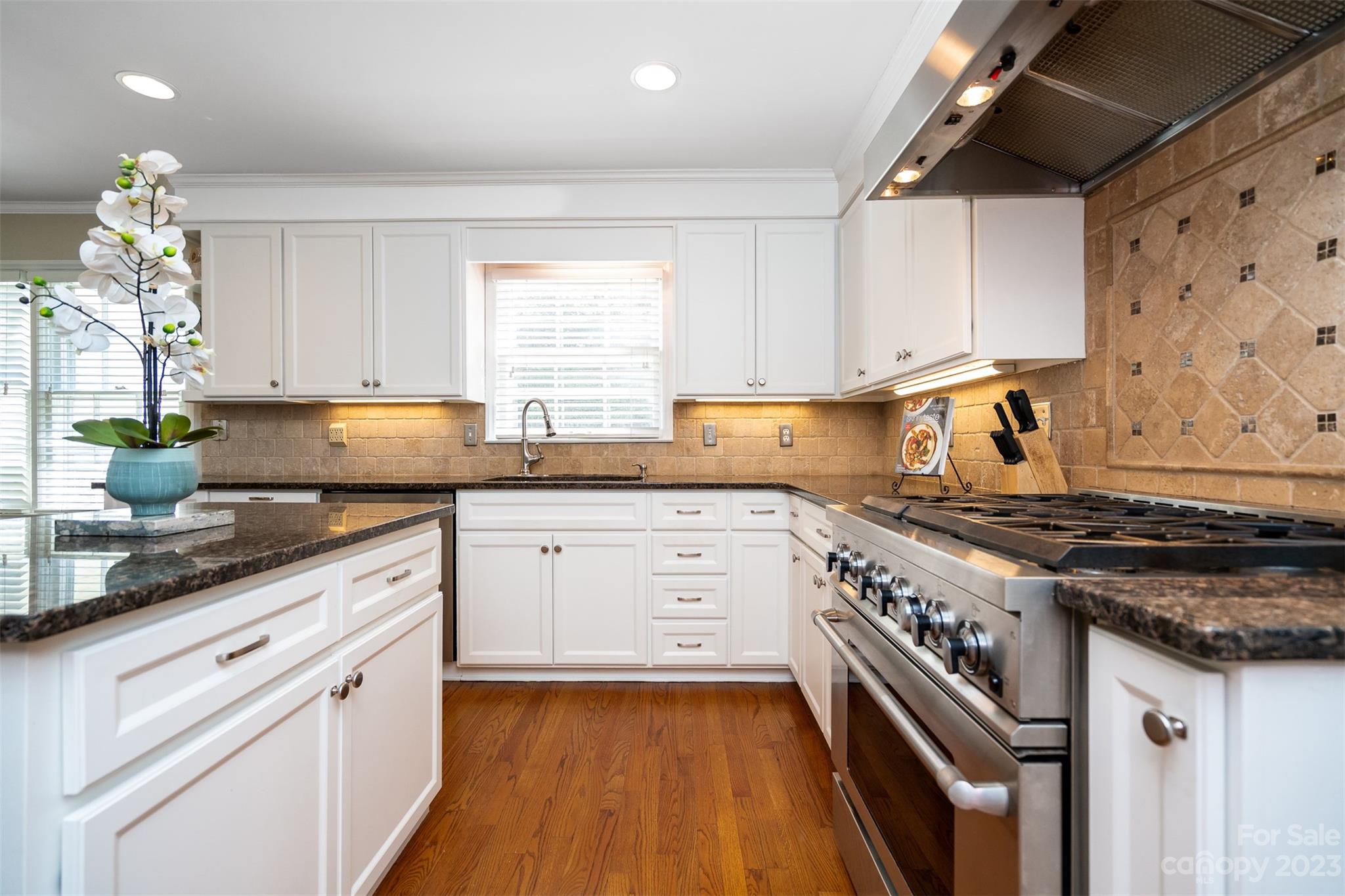 4525 Mullens Ford Road Charlotte, NC 28226 - Photo 7 of 38
