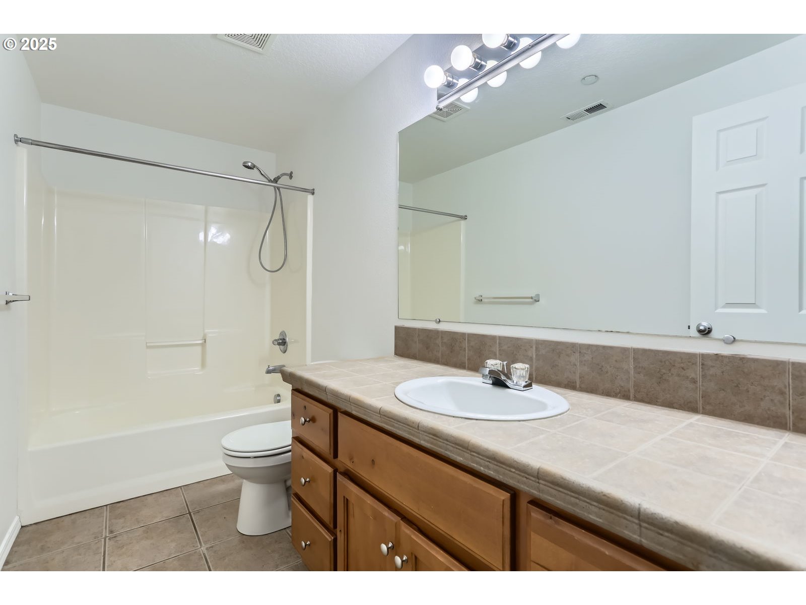 2482 25th Avenue Forest Grove, OR 97116 - Photo 10 of 11