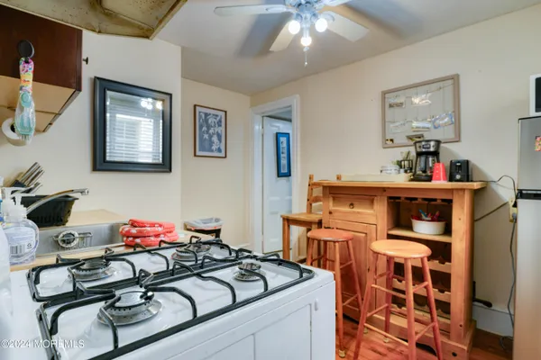 $1,750 | 19 Webb Avenue, Unit 1E, Ocean Grove, NJ 07756