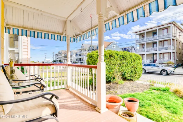 $1,750 | 19 Webb Avenue, Unit 1E, Ocean Grove, NJ 07756