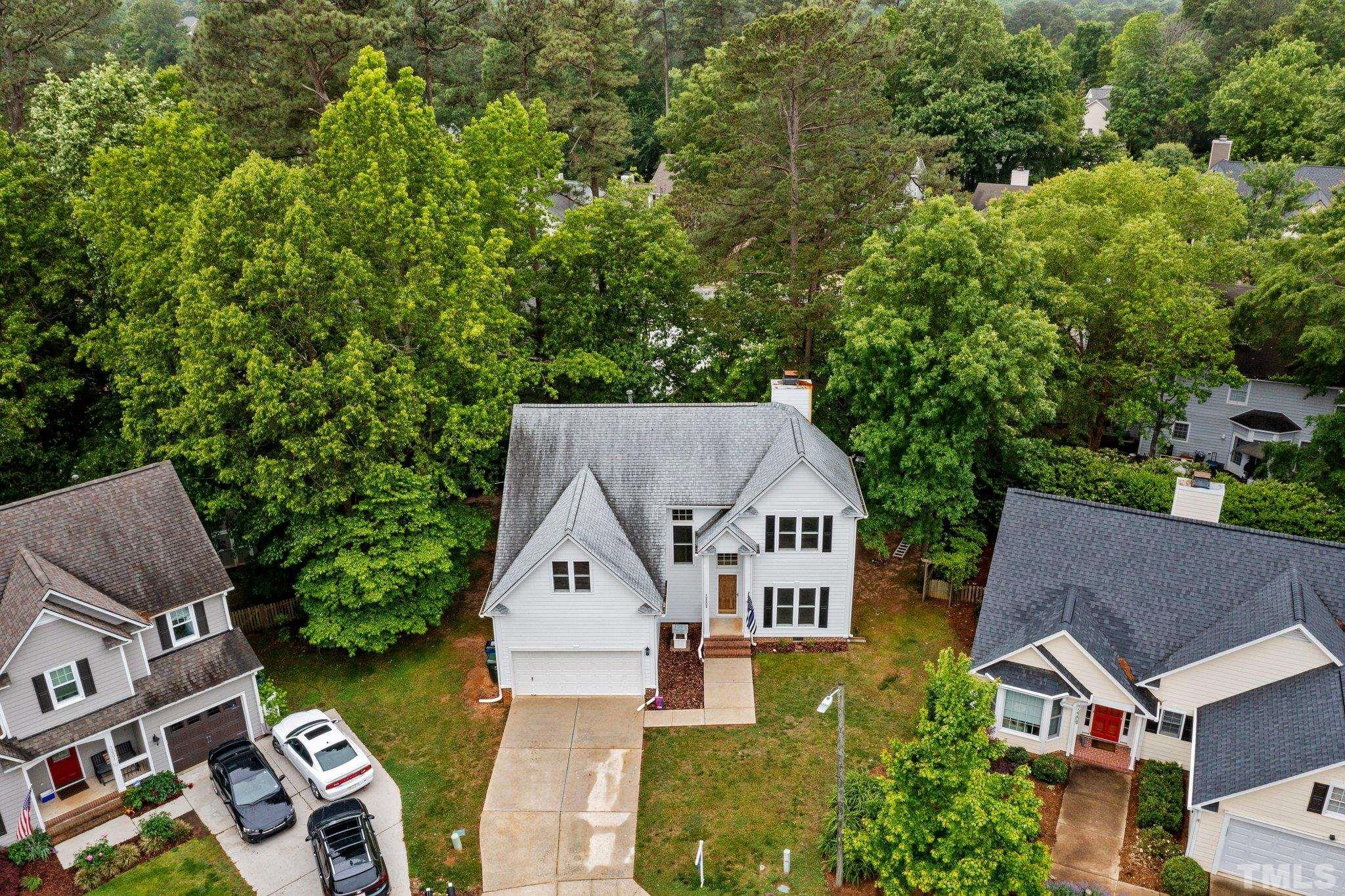 12205 Harcourt Drive Raleigh, NC 27613 - Photo 5 of 35 Gallery Image 5
