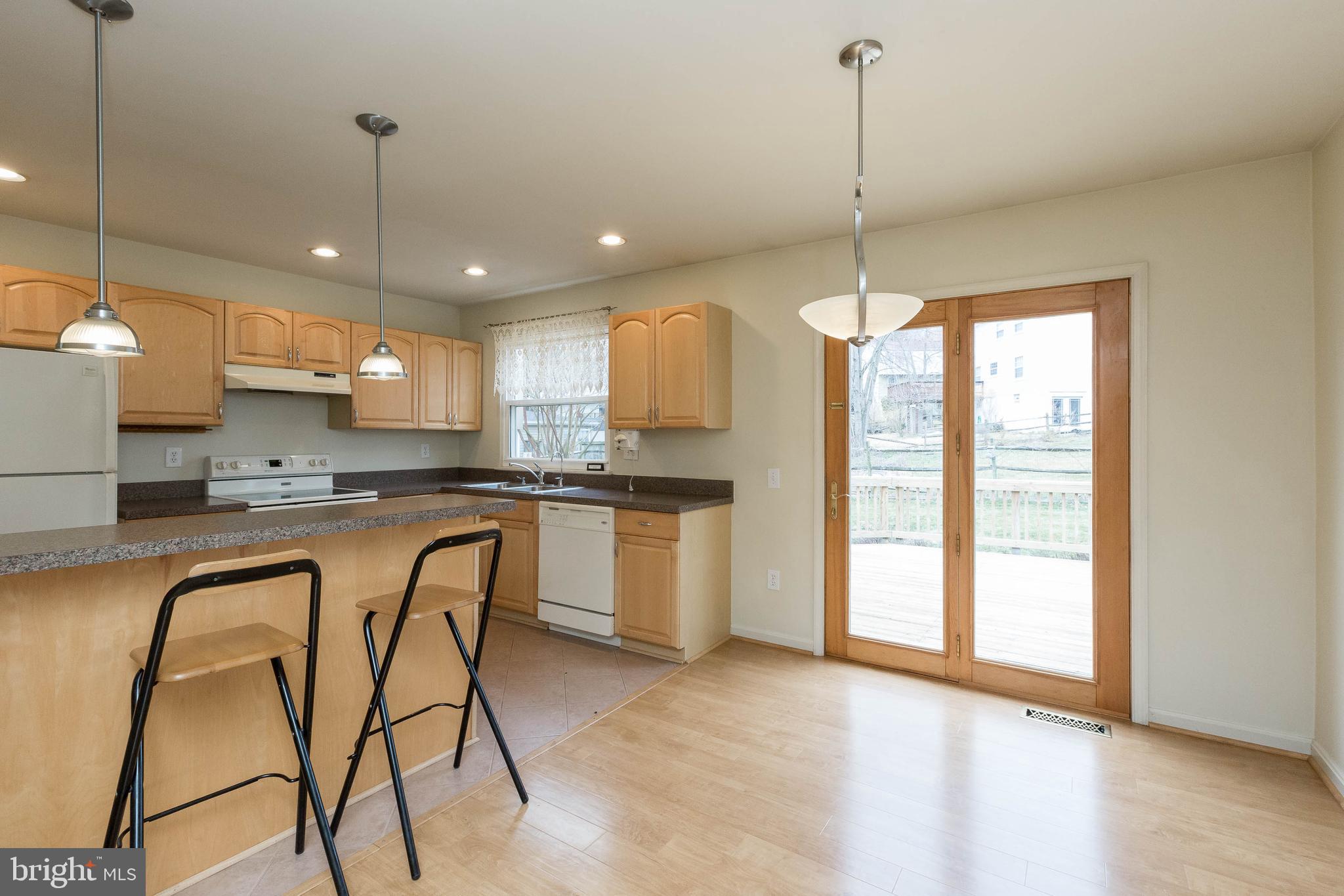 105 Applecreek Road Frederick, MD 21702 - Photo 11 of 45 Kitchen