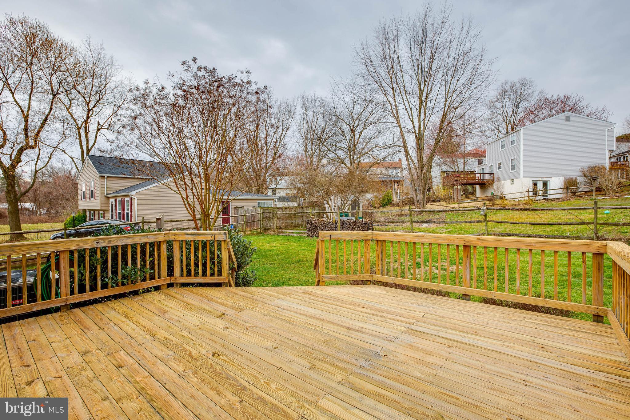 105 Applecreek Road Frederick, MD 21702 - Photo 39 of 45 Deck