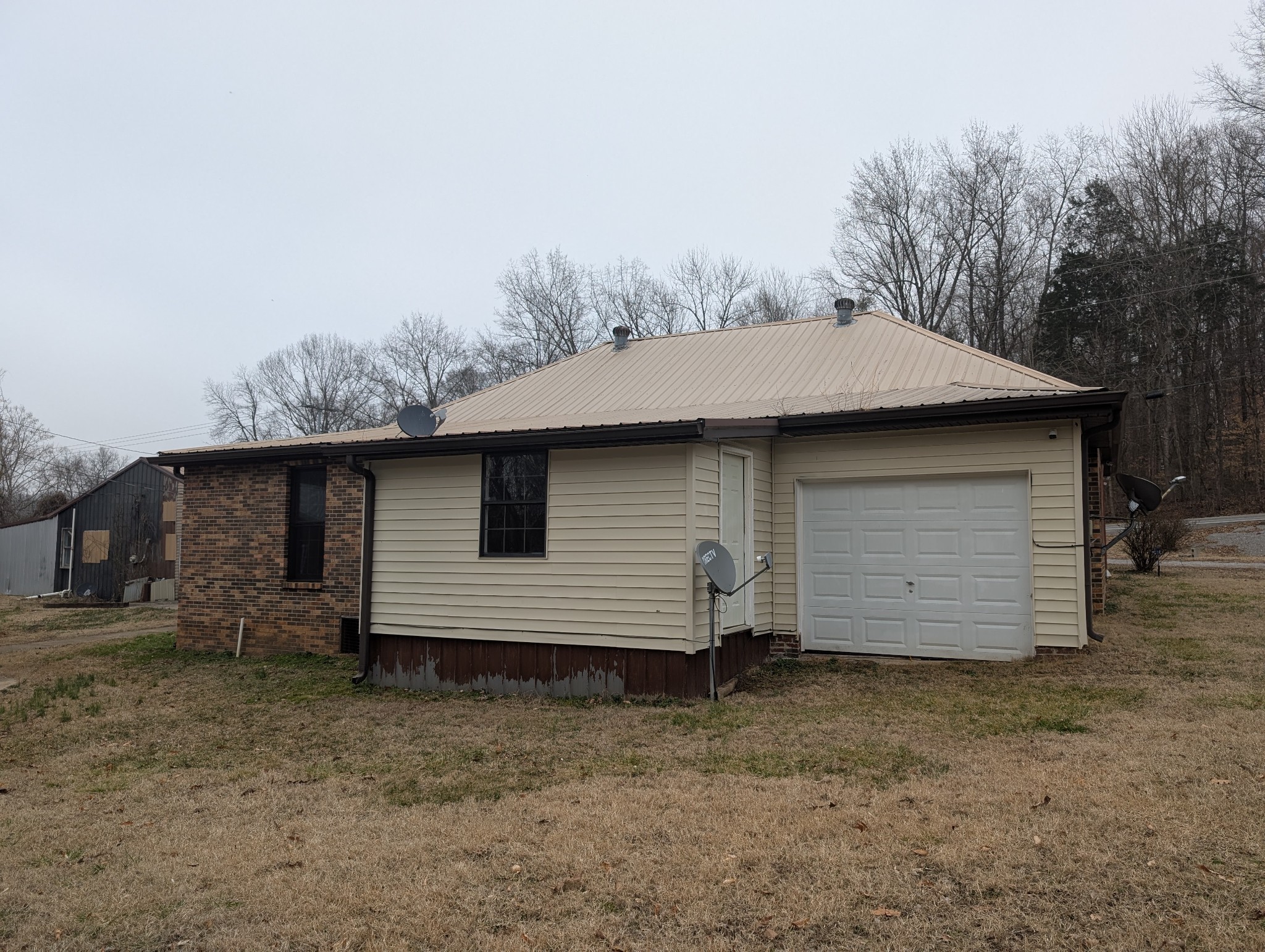 2856 Highway 76 Adams, TN 37010 - Photo 20 of 22
