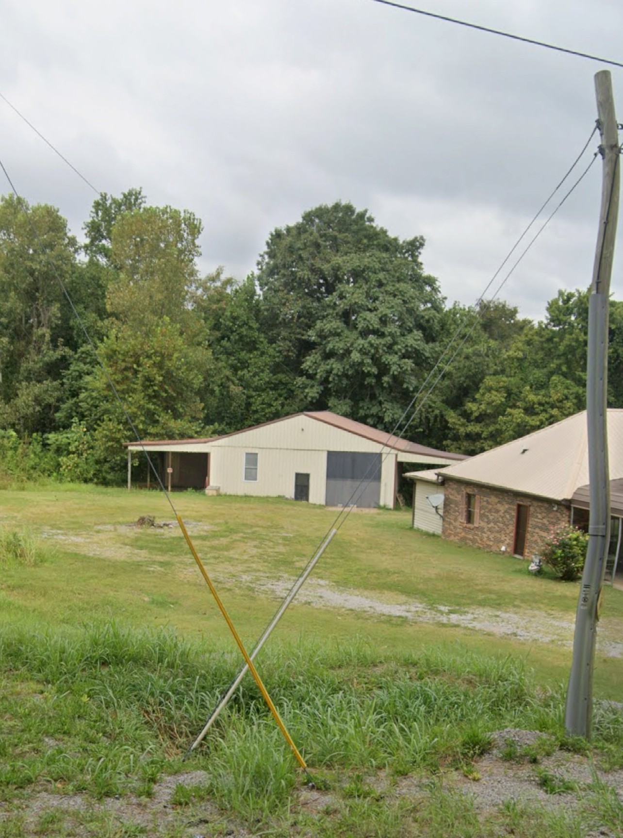2856 Highway 76 Adams, TN 37010 - Photo 4 of 22