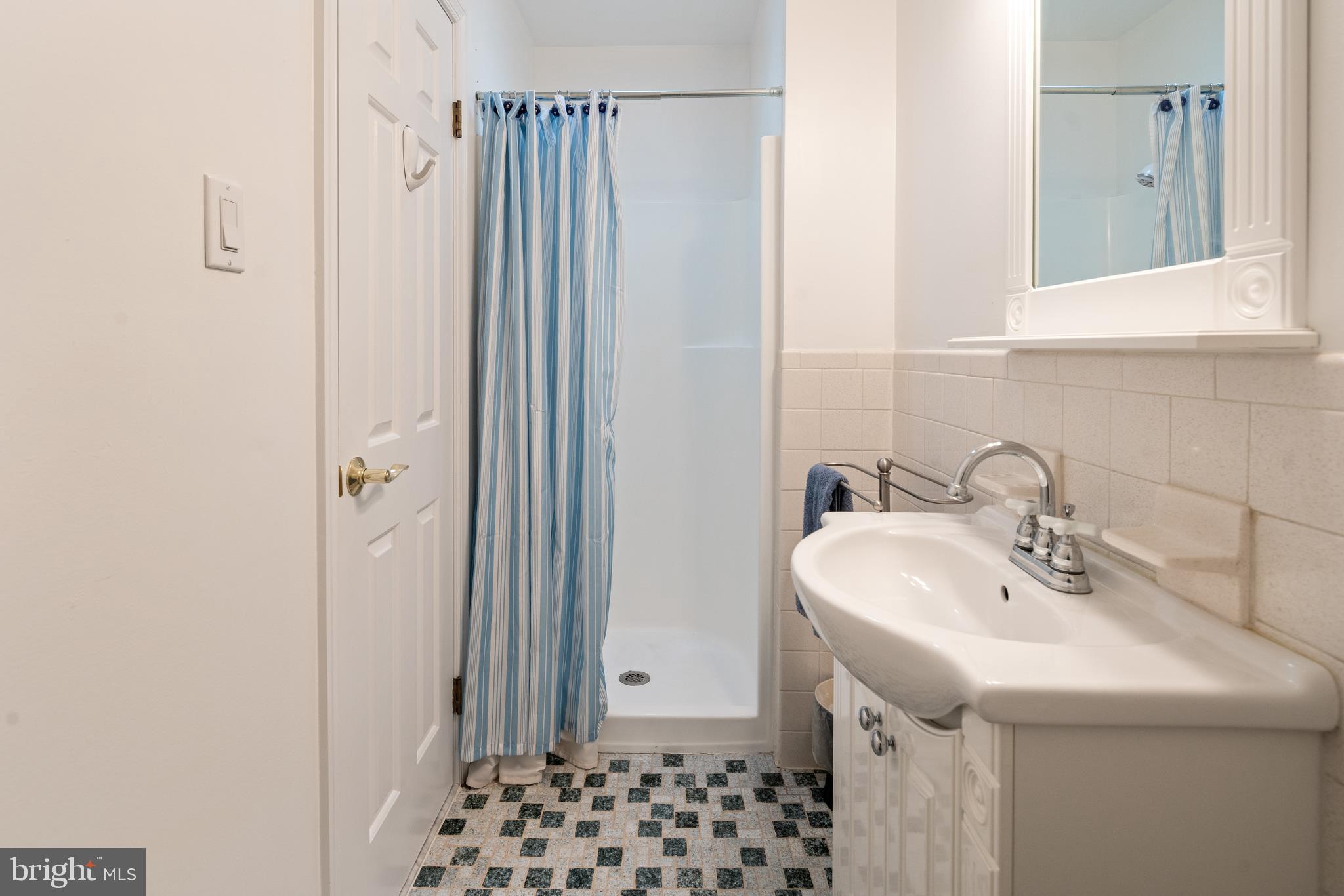 3897 Curly Hill Road Doylestown, PA 18902 - Photo 14 of 27