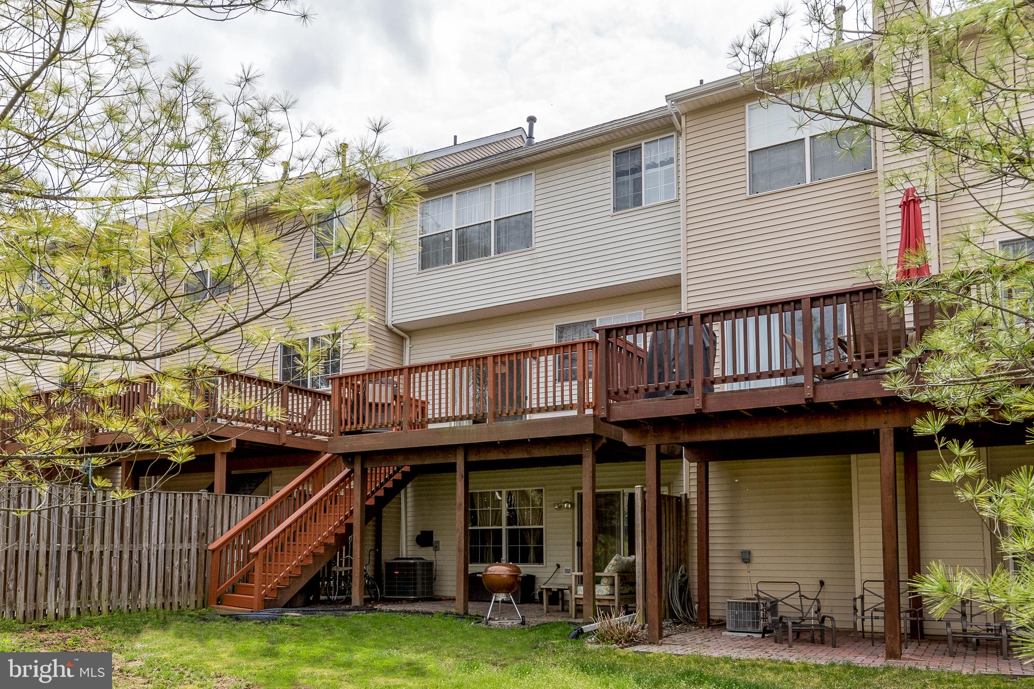 8707 Riverscape Court Odenton, MD 21113 - Photo 2 of 39 Exterior Back