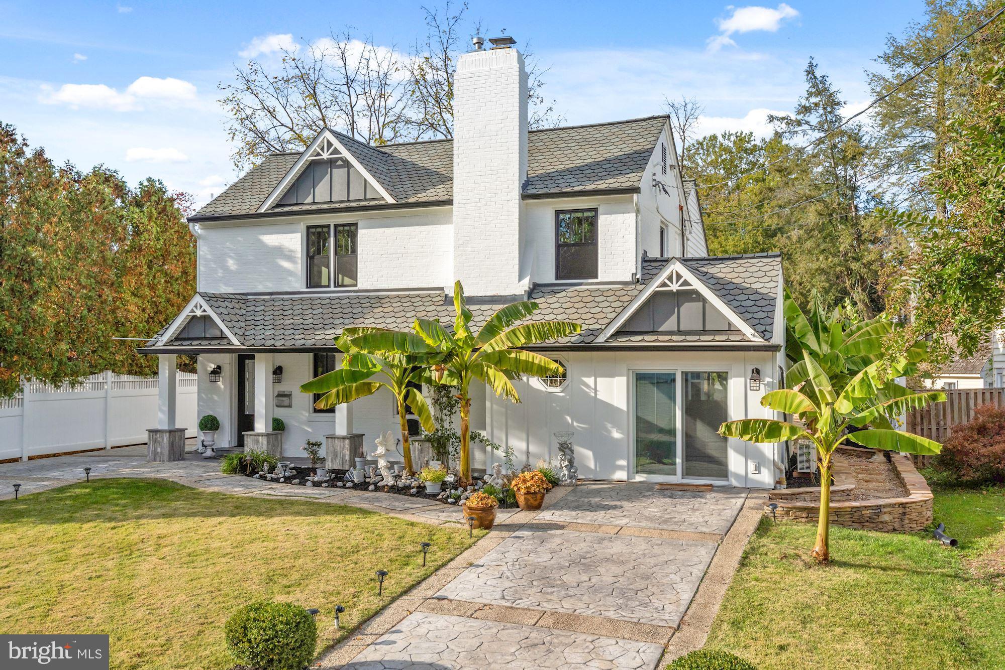 209 Whitestone Road Silver Spring, MD 20901 - Photo 3 of 57 Beautiful frontal view