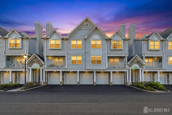 $2,650 | 107 Prestwick Way, Edison, NJ 08820