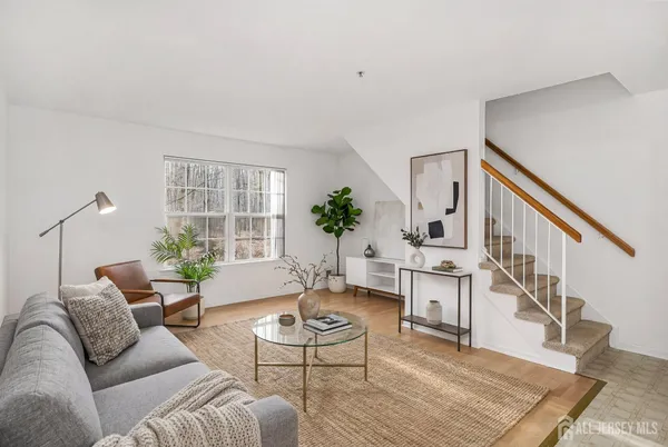 $2,650 | 107 Prestwick Way, Edison, NJ 08820