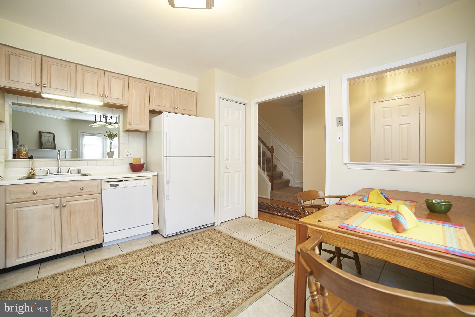 3960 Forest Valley Road Baltimore, MD 21234 - Photo 5 of 29 Kitchen