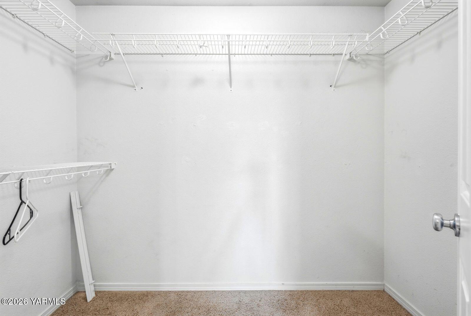 511 Millenium Avenue Moxee, WA 98936 - Photo 32 of 39 Primary Closet
