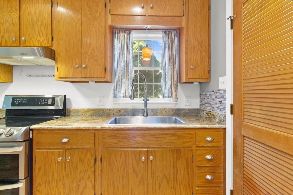 150 Churchill Road Hartfield, VA 23071 - Photo 16 of 40 Gallery Image 16