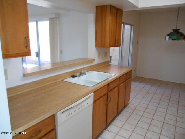 3415 North Eagle Road Tucson, AZ 85750 - Photo 4 of 33 Gallery Image 4