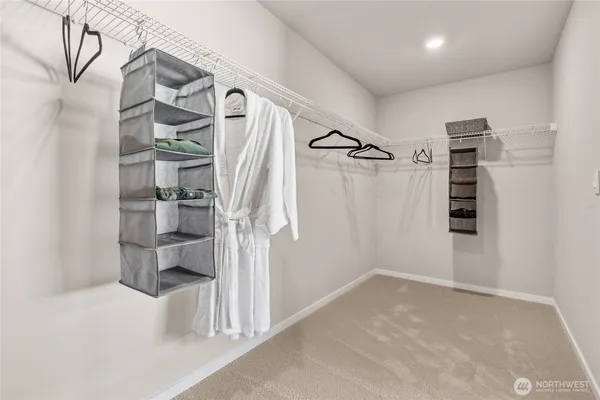 $689,995 | 1468 Pecheos Avenue, Unit 38, Buckley, WA 98321