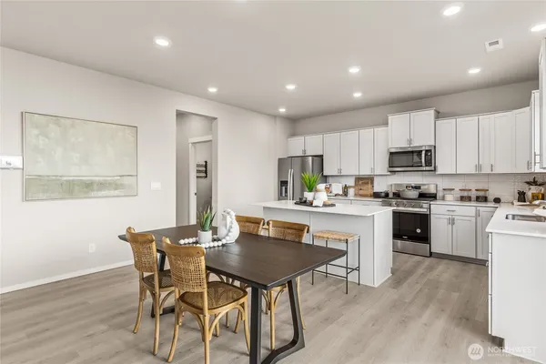 $689,995 | 1468 Pecheos Avenue, Unit 38, Buckley, WA 98321