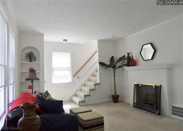 1499 Edgefield Road Lyndhurst, OH 44124 - Photo 5 of 24