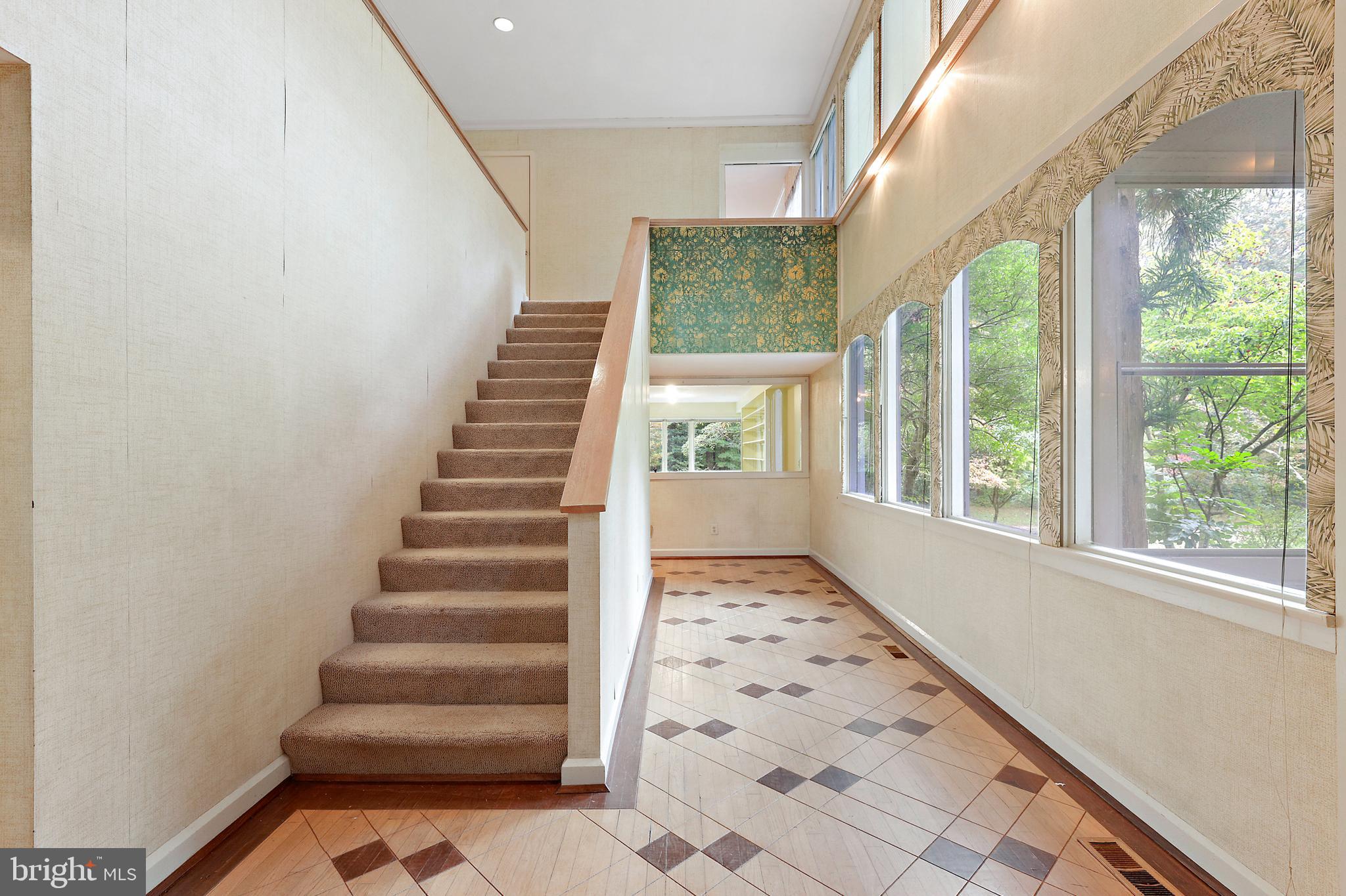 319 Golf Course Road Owings Mills, MD 21117 - Photo 3 of 45