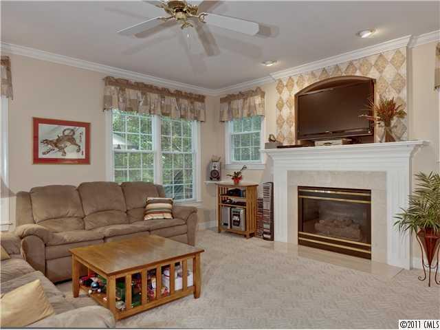3529 Rhett Butler Place Charlotte, NC 28270 - Photo 7 of 14