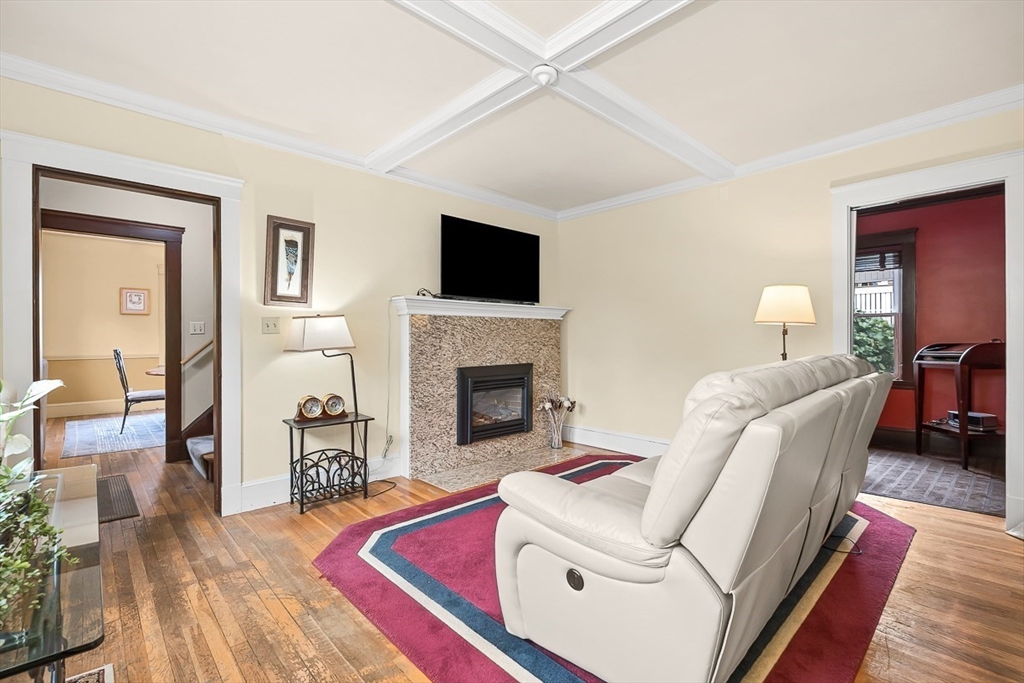 265 Main Street Melrose, MA 02176 - Photo 4 of 38