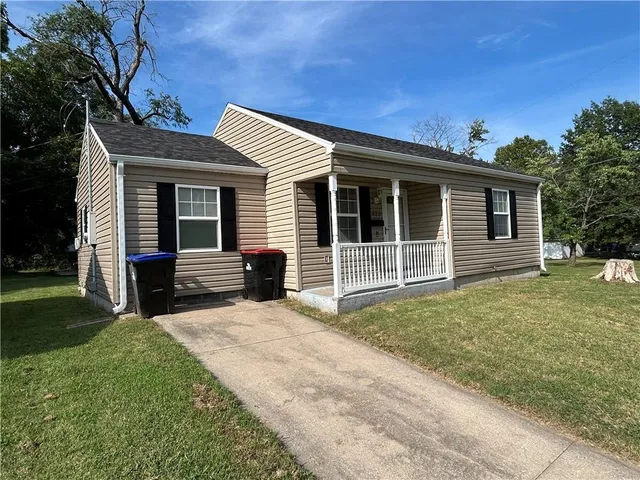 $199,900 | 323 Hamilton Street, Warrensburg, MO 64093