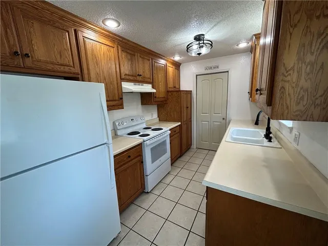 $199,900 | 323 Hamilton Street, Warrensburg, MO 64093