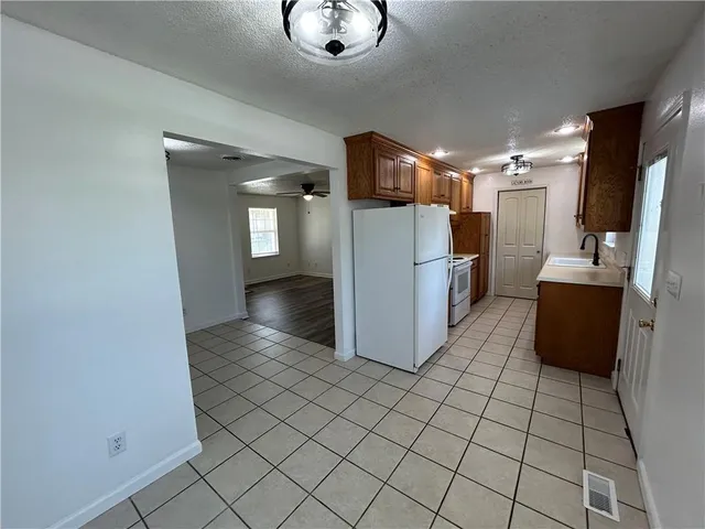 $199,900 | 323 Hamilton Street, Warrensburg, MO 64093