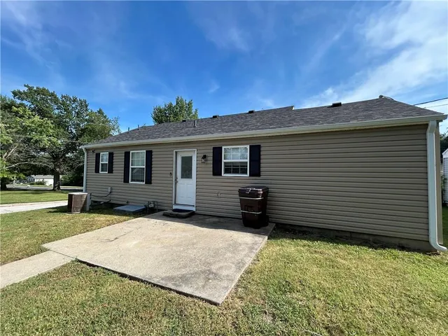 $199,900 | 323 Hamilton Street, Warrensburg, MO 64093