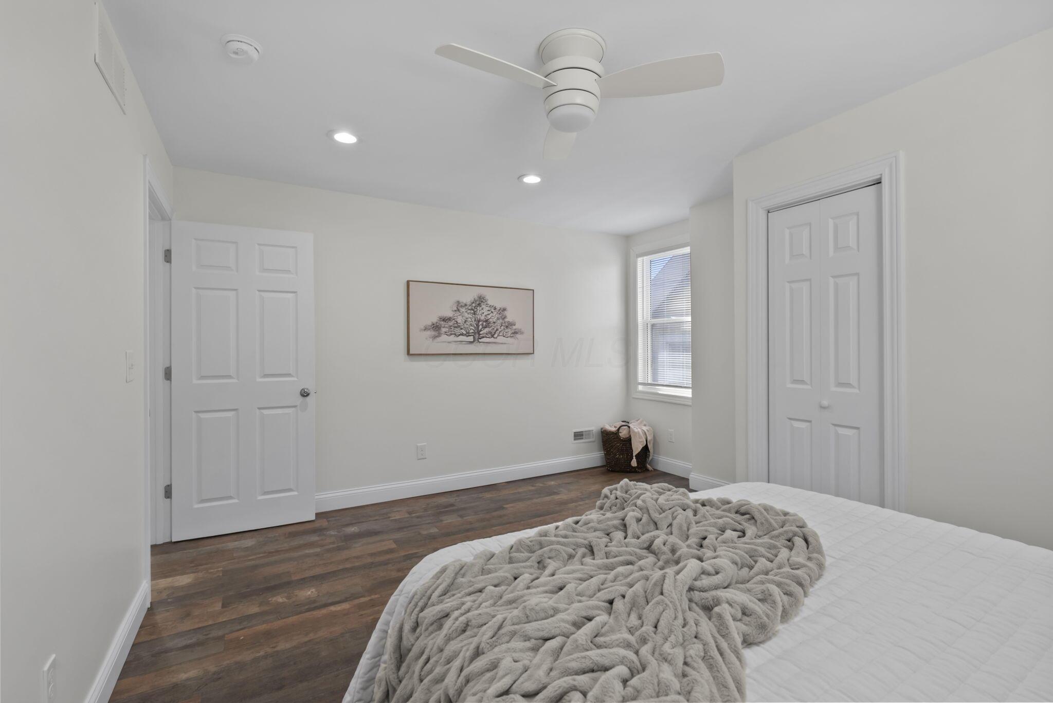 35 East Pacemont Road Columbus, OH 43202 - Photo 19 of 46 2nd Floor Bedroom #1