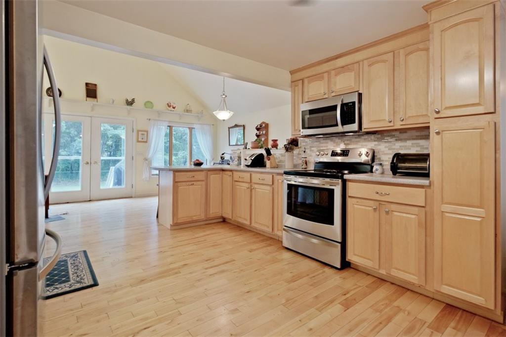 129 Gorham Road Scarborough, ME 04074 - Photo 20 of 35 Kitchen