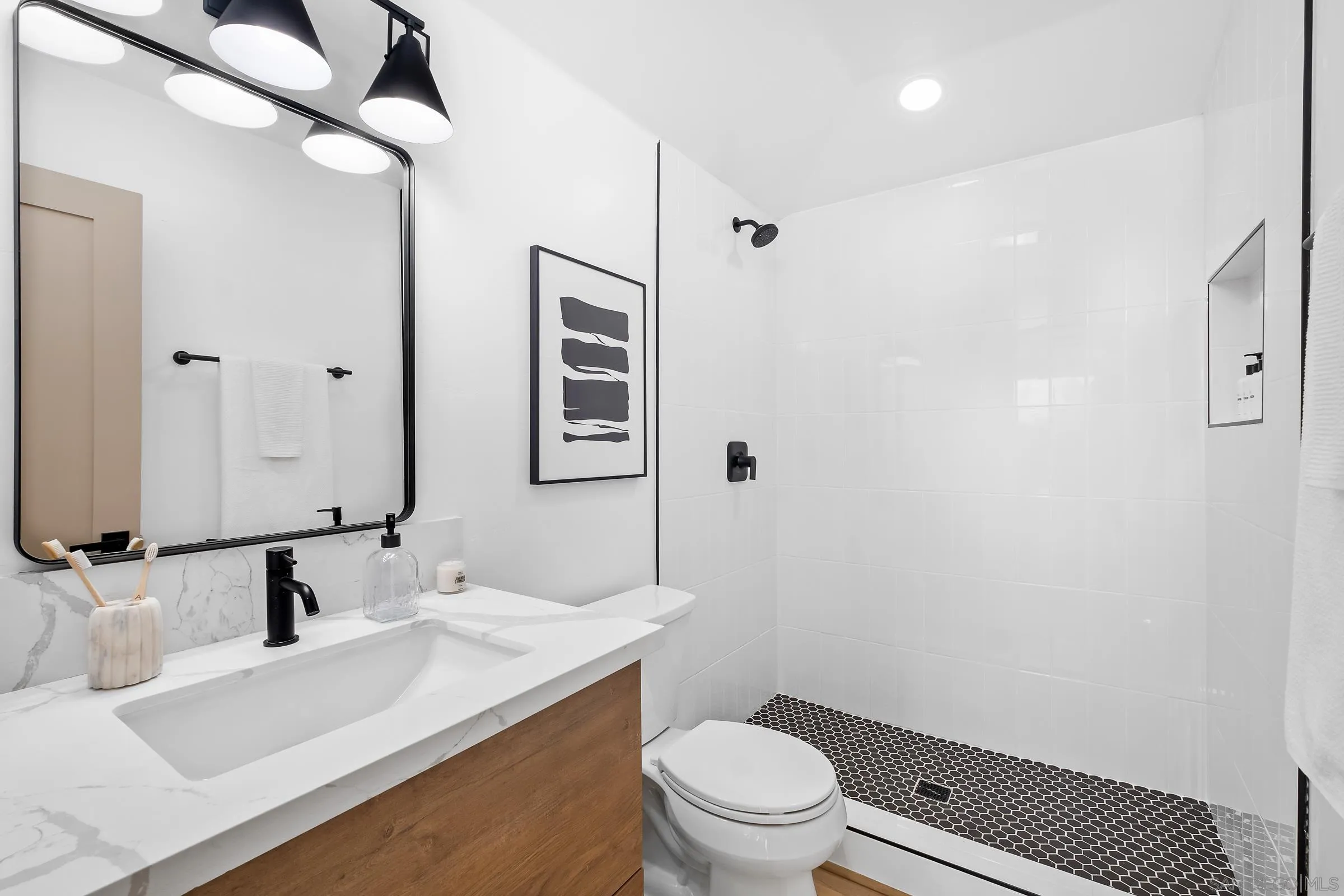 313 Southern Road El Cajon, CA 92020 - Photo 18 of 36 Gallery Image 18
