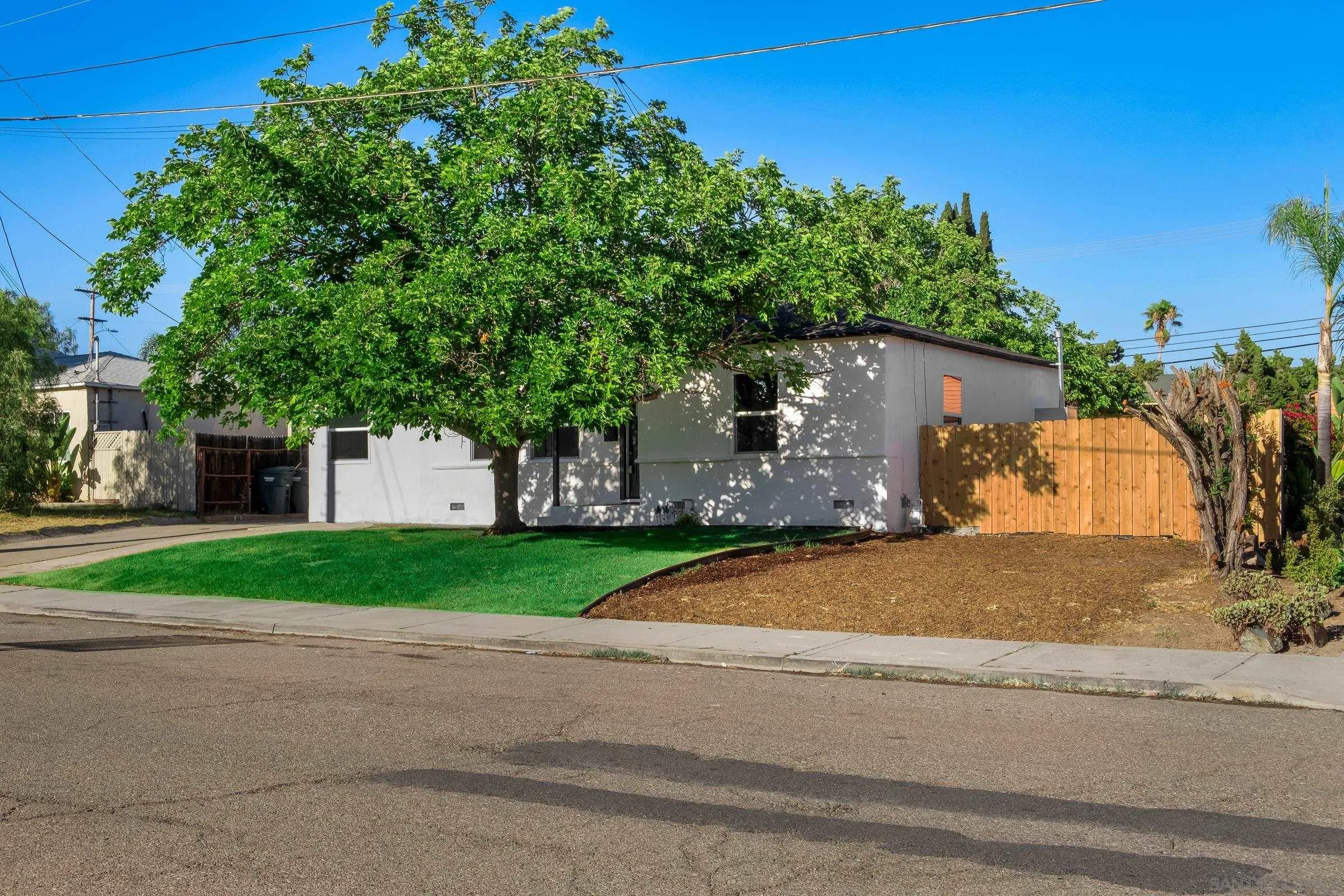 313 Southern Road El Cajon, CA 92020 - Photo 2 of 36 Gallery Image 2