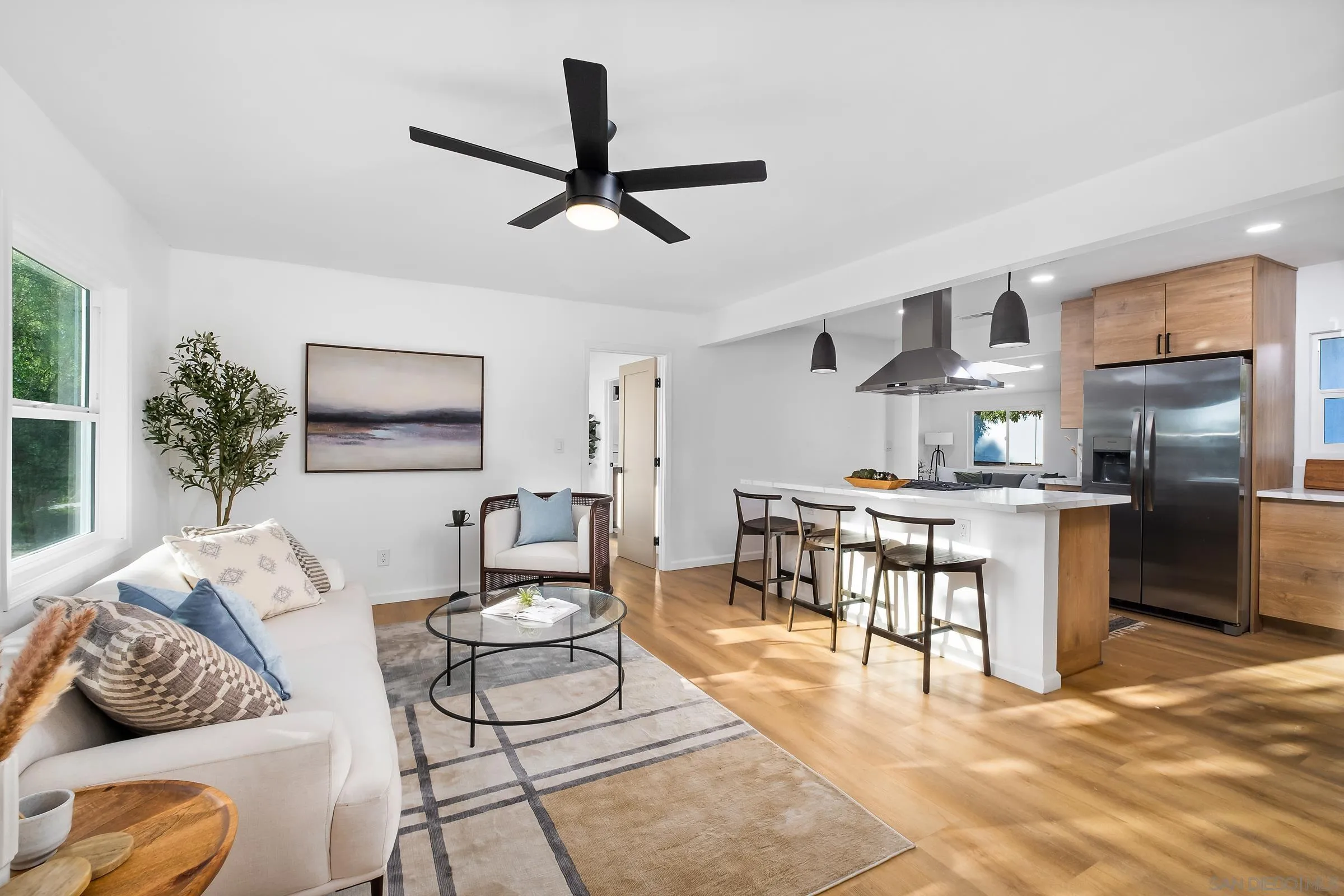 313 Southern Road El Cajon, CA 92020 - Photo 4 of 36 Gallery Image 4