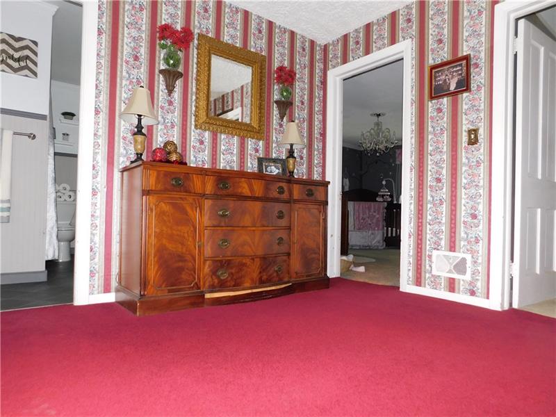 2003 Mercer Road Fredonia, PA 16124 - Photo 20 of 25 HALLWAY