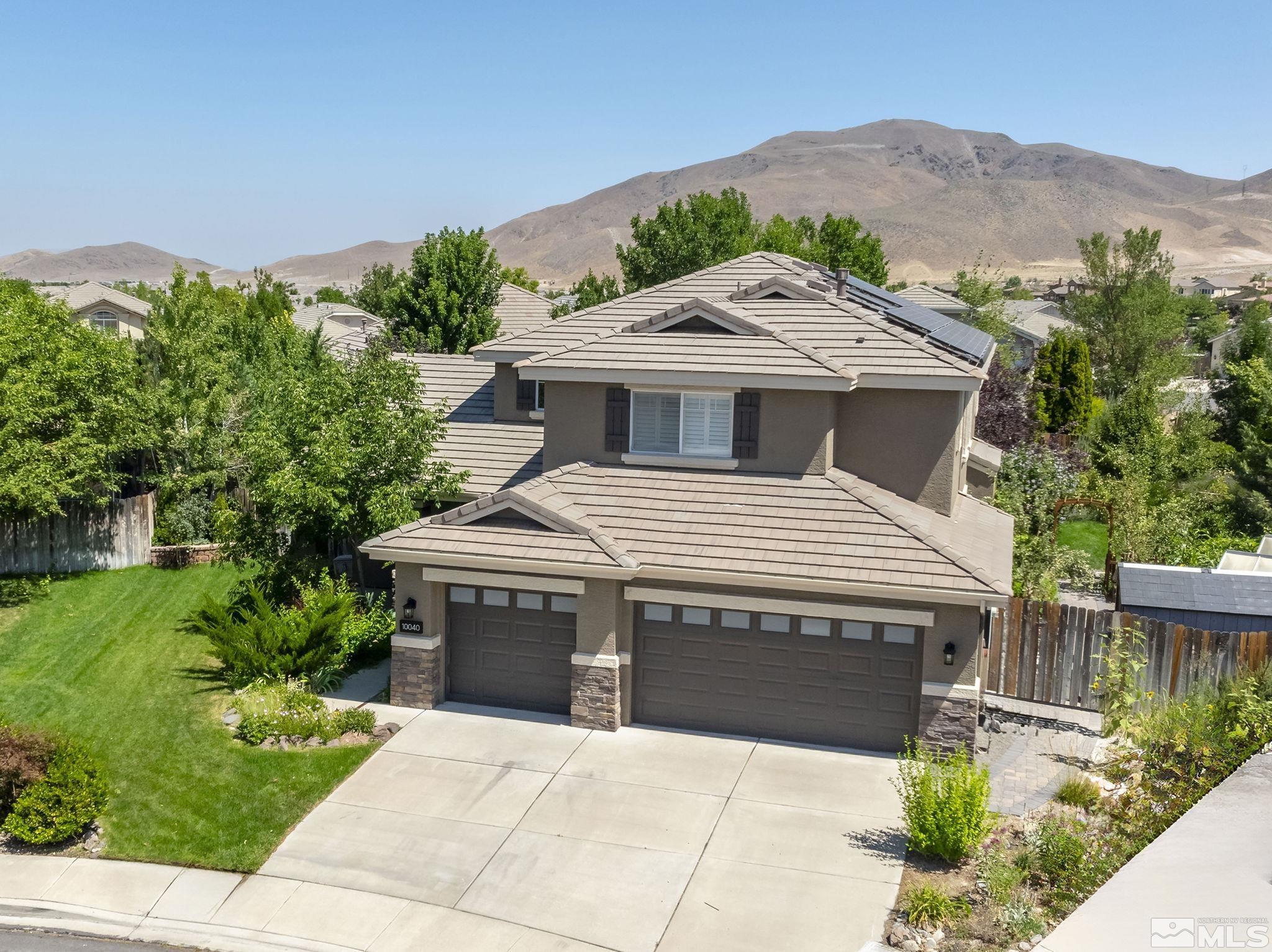 10040 Stonechase Court Reno, NV 89521 - Photo 2 of 39 Photo 2