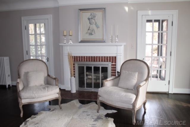 988 Roslyn Road Grosse Pointe, MI 48236 - Photo 5 of 33 31343406-4.JPG