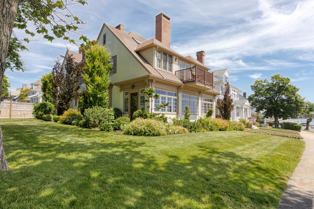 17-19 Prescott Road Lynn, MA 01902 - Photo 3 of 42