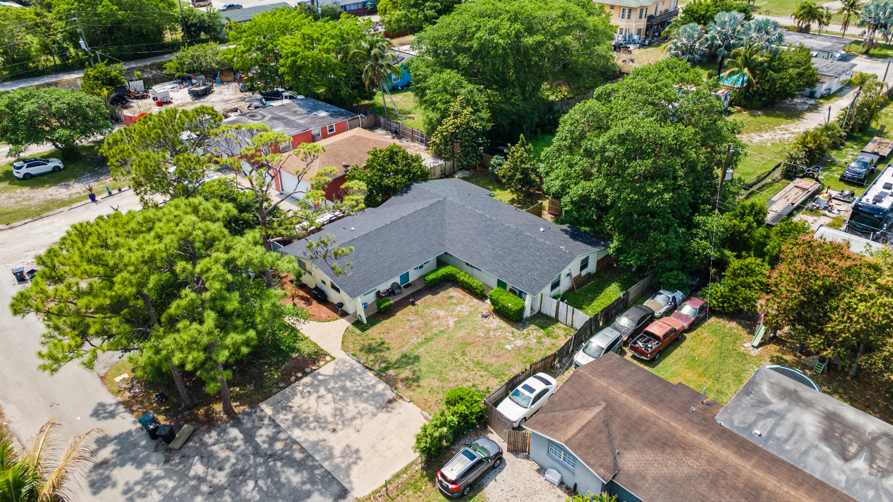 4453 Stevens Road Lake Worth Beach, FL 33461 - Photo 4 of 67 an aerial view of a house