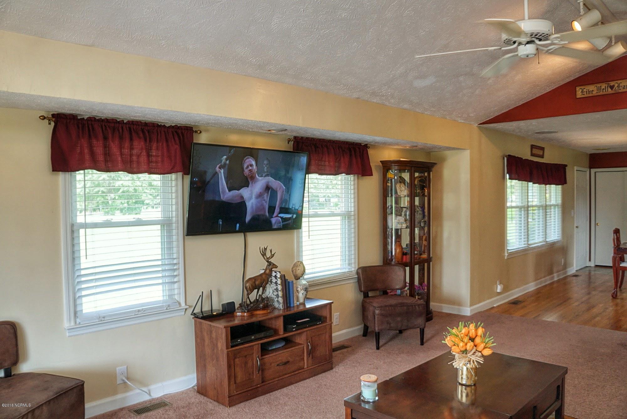 2652 Rosindale living area view 2