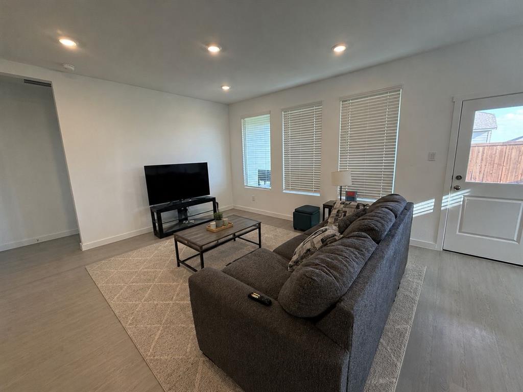 14184 Hammersmith Street Pilot Point, TX 76258 - Photo 4 of 14