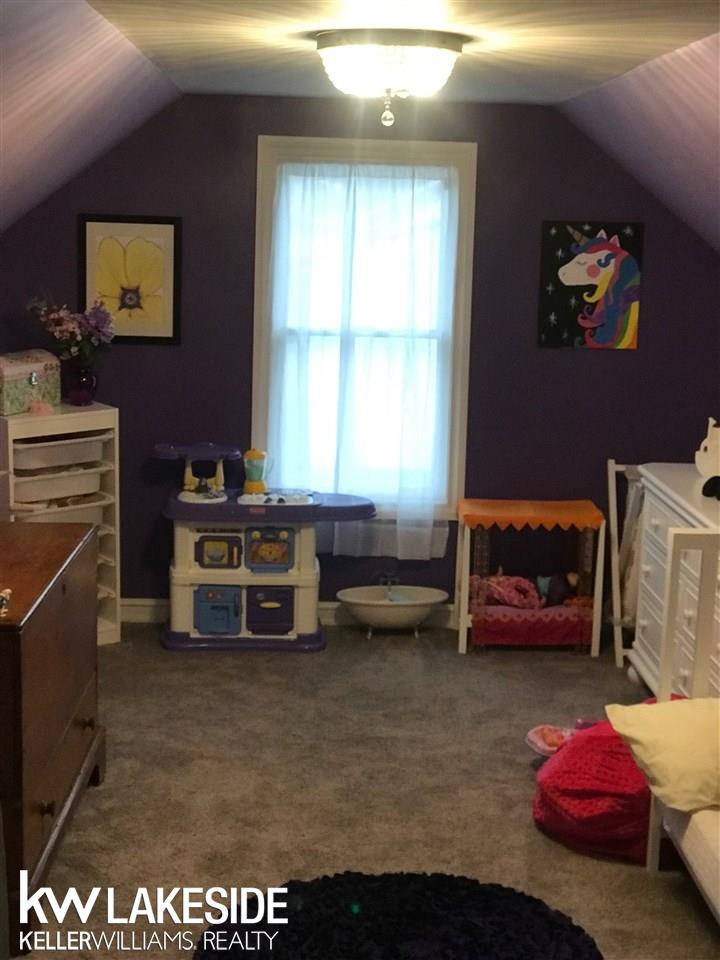 2382 Gerald Avenue Rochester, MI 48307 - Photo 22 of 27 31376517-21.JPG