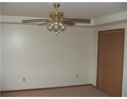 21058 Dingman-Slagle Road Pemberton, OH 45353 - Photo 6 of 17