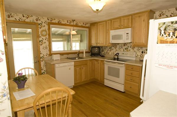 12 Cedardale Road Lynn, MA 01904 - Photo 5 of 10 Gallery Image 5