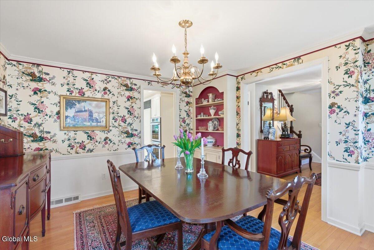 27 Wexford Road Bethlehem, NY 12054 - Photo 5 of 79 28-023_MW2_4015
