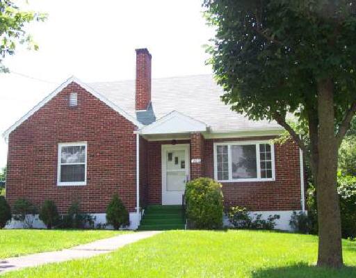 203 Liberty Road Northeast Roanoke, VA 24012 - Photo 1 of 1 Listing Photo