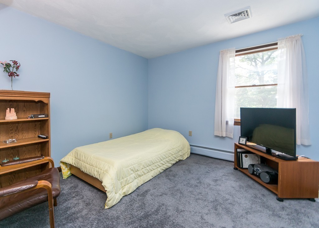 378 Treble Cove Road Billerica, MA 01862 - Photo 17 of 30