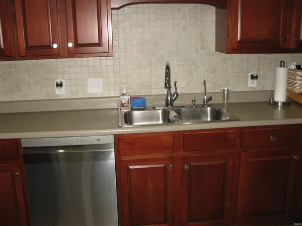 $315,000 | 528 Dylan Drive, Avon, IN 46123