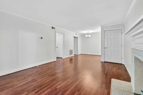 $229,000 | 2116 Hobbs Road, Unit M16, Nashville, TN 37215